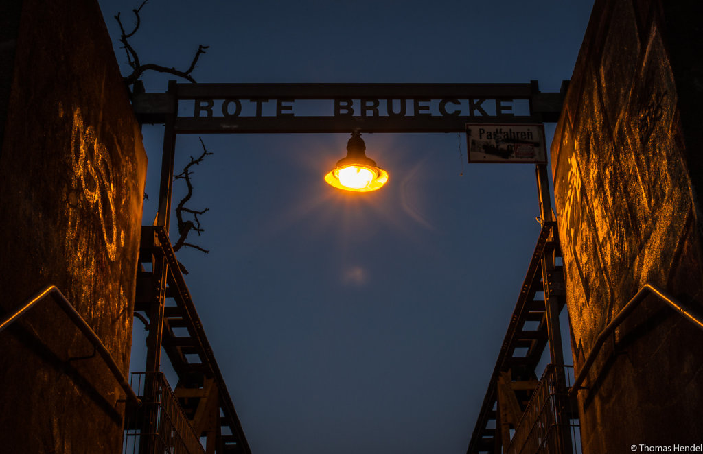 Rote Brücke (”red bridge”).